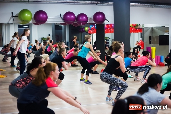 Zdjęcie w galerii na portalu naszraciborz.pl: Walentynkowy Maraton Fitness w Brooklyn Gym wiadomości z regionu