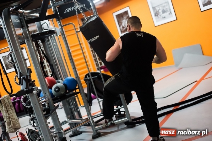 Zdjęcie w galerii na portalu naszraciborz.pl: Walentynkowy Maraton Fitness w Brooklyn Gym wiadomości z regionu