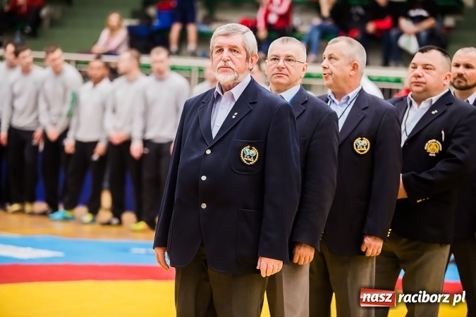 Zdjęcie w galerii na portalu naszraciborz.pl: Puchar Polski Seniorów w zapasach w stylu klasycznym w Arenie Rafako wiadomości z regionu