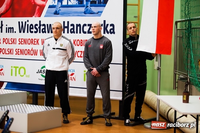 Zdjęcie w galerii na portalu naszraciborz.pl: Puchar Polski Seniorów w zapasach w stylu klasycznym w Arenie Rafako wiadomości z regionu