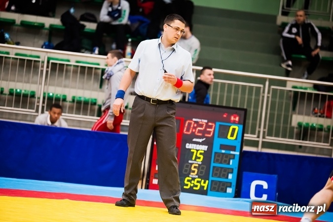 Zdjęcie w galerii na portalu naszraciborz.pl: Puchar Polski Seniorów w zapasach w stylu klasycznym w Arenie Rafako wiadomości z regionu