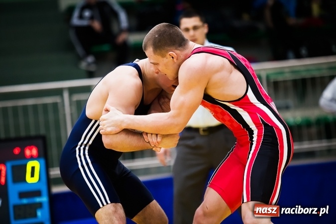 Zdjęcie w galerii na portalu naszraciborz.pl: Puchar Polski Seniorów w zapasach w stylu klasycznym w Arenie Rafako wiadomości z regionu