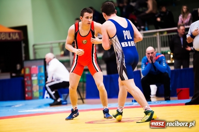 Zdjęcie w galerii na portalu naszraciborz.pl: Puchar Polski Seniorów w zapasach w stylu klasycznym w Arenie Rafako wiadomości z regionu