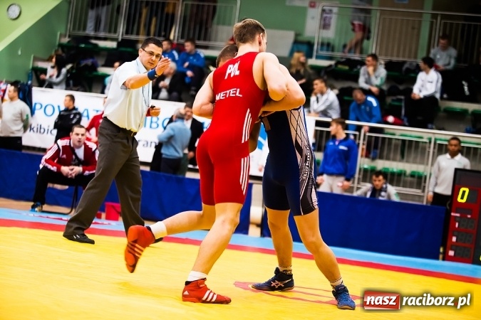 Zdjęcie w galerii na portalu naszraciborz.pl: Puchar Polski Seniorów w zapasach w stylu klasycznym w Arenie Rafako wiadomości z regionu