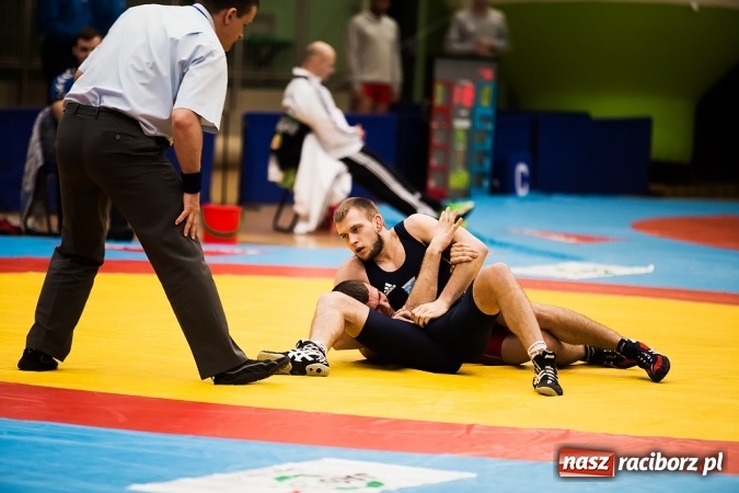 Zdjęcie w galerii na portalu naszraciborz.pl: Puchar Polski Seniorów w zapasach w stylu klasycznym w Arenie Rafako wiadomości z regionu