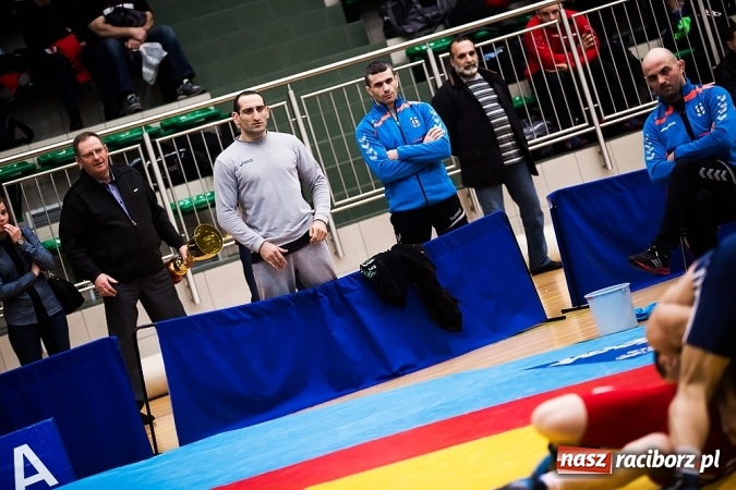 Zdjęcie w galerii na portalu naszraciborz.pl: Puchar Polski Seniorów w zapasach w stylu klasycznym w Arenie Rafako wiadomości z regionu