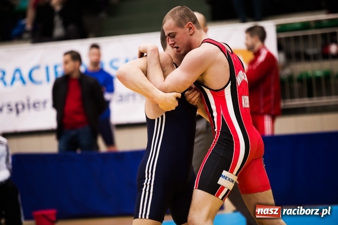 Zdjęcie w galerii na portalu naszraciborz.pl: Puchar Polski Seniorów w zapasach w stylu klasycznym w Arenie Rafako wiadomości z regionu