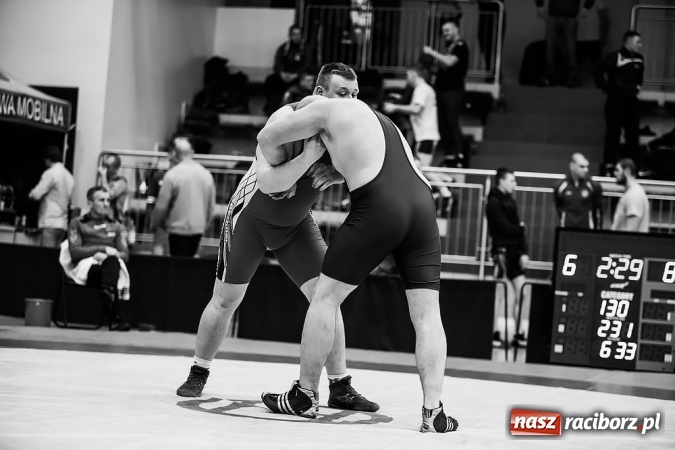 Zdjęcie w galerii na portalu naszraciborz.pl: Puchar Polski Seniorów w zapasach w stylu klasycznym w Arenie Rafako wiadomości z regionu