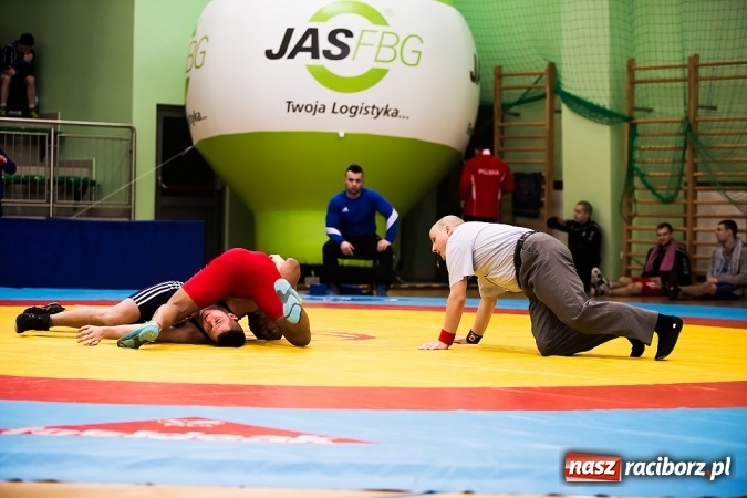 Zdjęcie w galerii na portalu naszraciborz.pl: Puchar Polski Seniorów w zapasach w stylu klasycznym w Arenie Rafako wiadomości z regionu