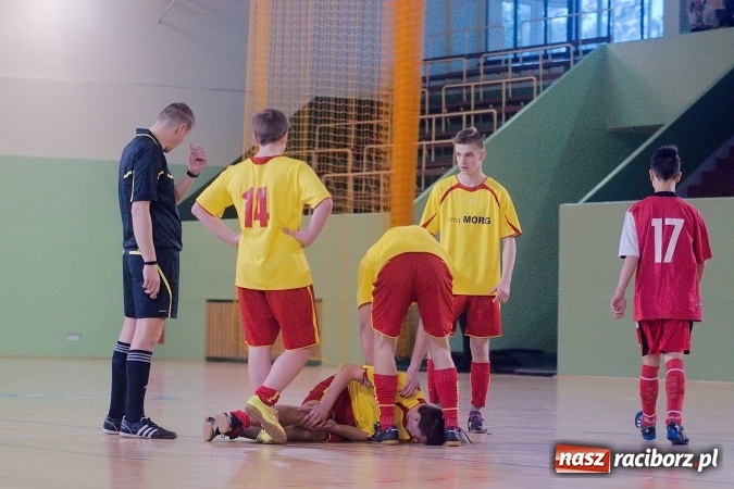 Zdjęcie w galerii na portalu naszraciborz.pl: Sławięcice z Pucharem Starosty. Kuźniańska Stal druga wiadomości z regionu