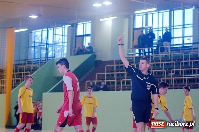 Zdjęcie w galerii na portalu naszraciborz.pl: Sławięcice z Pucharem Starosty. Kuźniańska Stal druga wiadomości z regionu