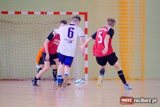 Zdjęcie w galerii na portalu naszraciborz.pl: Sławięcice z Pucharem Starosty. Kuźniańska Stal druga wiadomości z regionu