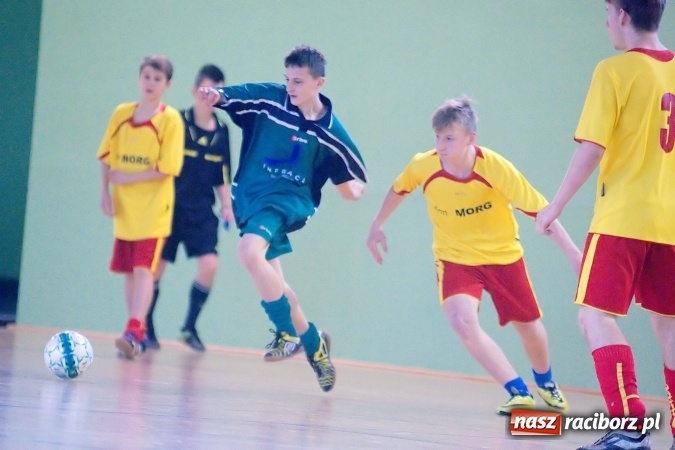 Zdjęcie w galerii na portalu naszraciborz.pl: Sławięcice z Pucharem Starosty. Kuźniańska Stal druga wiadomości z regionu