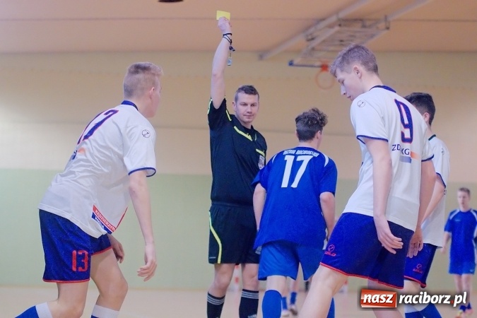 Zdjęcie w galerii na portalu naszraciborz.pl: Sławięcice z Pucharem Starosty. Kuźniańska Stal druga wiadomości z regionu