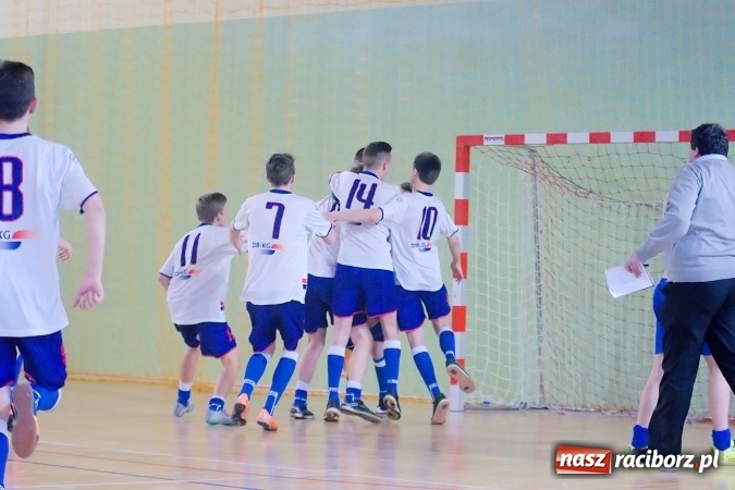 Zdjęcie w galerii na portalu naszraciborz.pl: Sławięcice z Pucharem Starosty. Kuźniańska Stal druga wiadomości z regionu