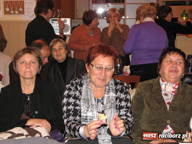 Zdjęcie w galerii na portalu naszraciborz.pl: Upiększają sobie jesień życia wiadomości z regionu