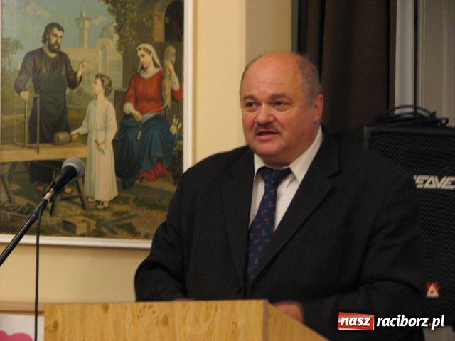 Zdjęcie w galerii na portalu naszraciborz.pl: Upiększają sobie jesień życia wiadomości z regionu