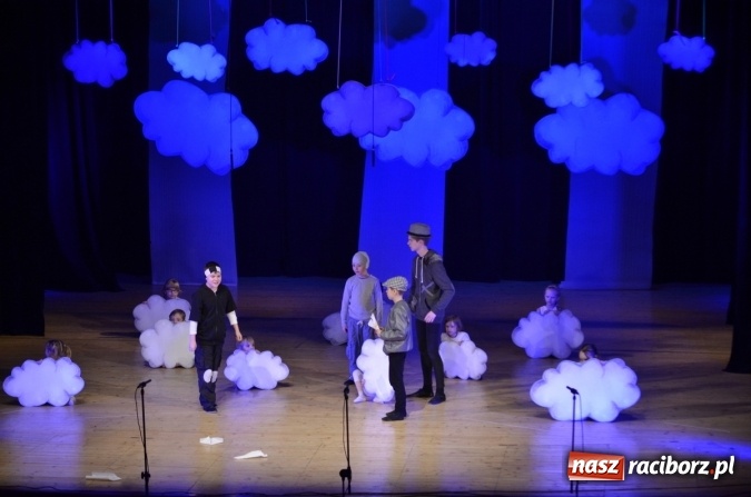 Zdjęcie w galerii na portalu naszraciborz.pl: Urodziny w Nigdylandii zainaugurowały ferie wiadomości z regionu