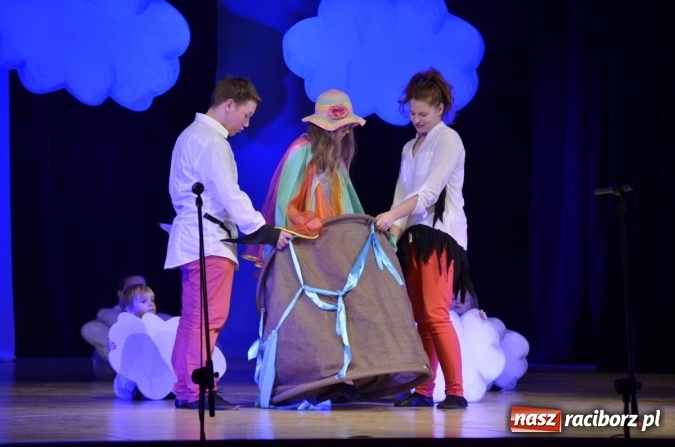 Zdjęcie w galerii na portalu naszraciborz.pl: Urodziny w Nigdylandii zainaugurowały ferie wiadomości z regionu