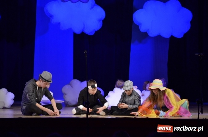 Zdjęcie w galerii na portalu naszraciborz.pl: Urodziny w Nigdylandii zainaugurowały ferie wiadomości z regionu