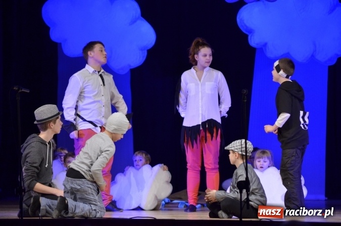 Zdjęcie w galerii na portalu naszraciborz.pl: Urodziny w Nigdylandii zainaugurowały ferie wiadomości z regionu