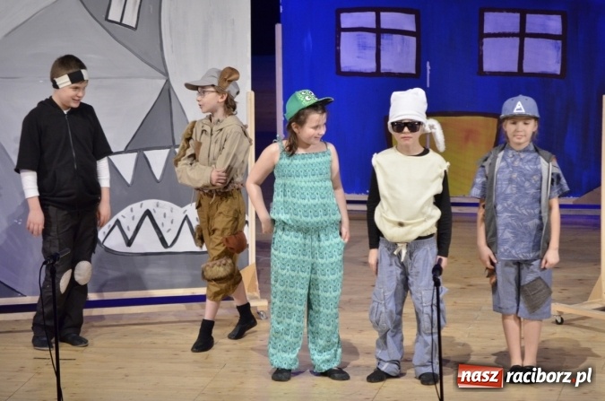 Zdjęcie w galerii na portalu naszraciborz.pl: Urodziny w Nigdylandii zainaugurowały ferie wiadomości z regionu