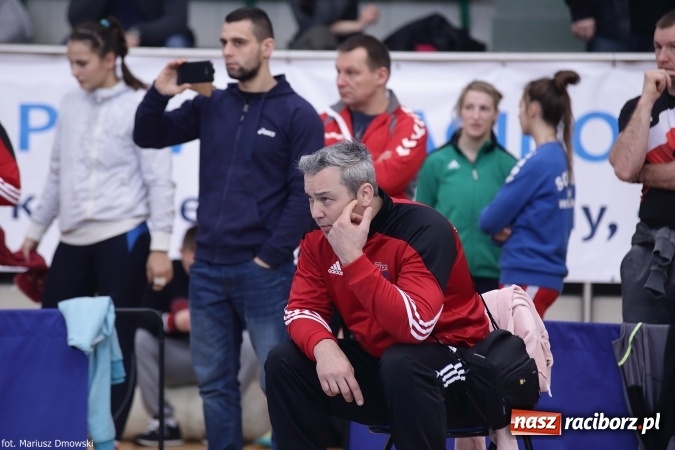 Zdjęcie w galerii na portalu naszraciborz.pl: Zapaśnicze zmagania w Arenie Rafako - na maty wyszły panie i kadeci wiadomości z regionu