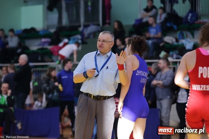 Zdjęcie w galerii na portalu naszraciborz.pl: Zapaśnicze zmagania w Arenie Rafako - na maty wyszły panie i kadeci wiadomości z regionu
