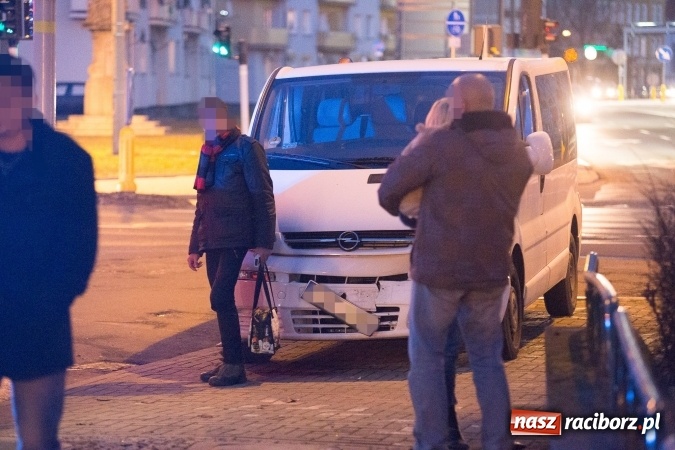 Zdjęcie w galerii na portalu naszraciborz.pl: Kolizyjne walentynki w Raciborzu wiadomości z regionu