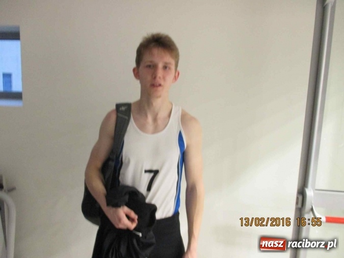 Zdjęcie w galerii na portalu naszraciborz.pl: Halowe Mistrzostwa Polski Juniorów i Juniorów Młodszych w Lekkiej Atletyce z udziałem zawodników MKS-SMS Victoria Racibórz wiadomości z regionu