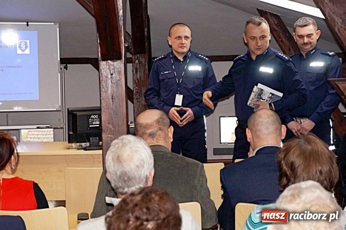 Zdjęcie w galerii na portalu naszraciborz.pl: Kolejne spotkanie w sprawie tworzenia map zagrożeń bezpieczeństwa, tym razem w Kuźni Raciborskiej wiadomości z regionu