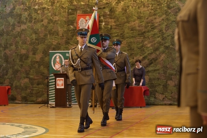 Zdjęcie w galerii na portalu naszraciborz.pl: Z ponad dwustu kandydat&oacute;w wybrano 21. Dziś złożyli ślubowanie wiadomości z regionu