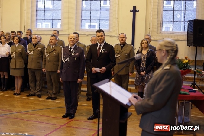 Zdjęcie w galerii na portalu naszraciborz.pl: Z ponad dwustu kandydat&oacute;w wybrano 21. Dziś złożyli ślubowanie wiadomości z regionu