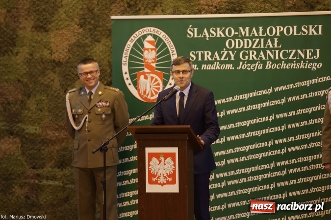 Zdjęcie w galerii na portalu naszraciborz.pl: Z ponad dwustu kandydat&oacute;w wybrano 21. Dziś złożyli ślubowanie wiadomości z regionu