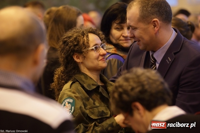 Zdjęcie w galerii na portalu naszraciborz.pl: Z ponad dwustu kandydat&oacute;w wybrano 21. Dziś złożyli ślubowanie wiadomości z regionu