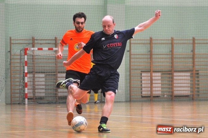 Zdjęcie w galerii na portalu naszraciborz.pl: Poniedziałkowe spotkania w HLPN wiadomości z regionu