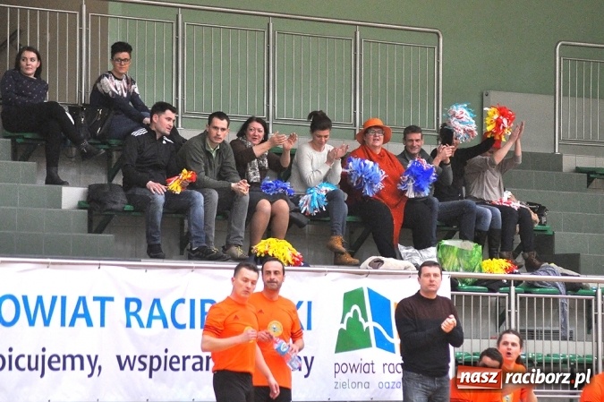 Zdjęcie w galerii na portalu naszraciborz.pl: Poniedziałkowe spotkania w HLPN wiadomości z regionu