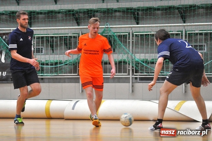 Zdjęcie w galerii na portalu naszraciborz.pl: Poniedziałkowe spotkania w HLPN wiadomości z regionu