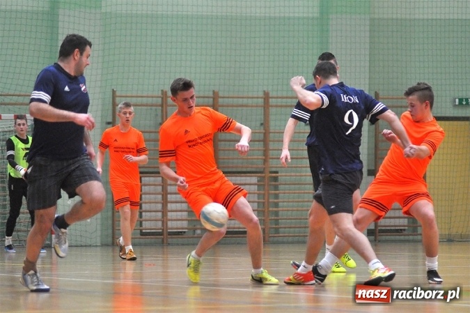 Zdjęcie w galerii na portalu naszraciborz.pl: Poniedziałkowe spotkania w HLPN wiadomości z regionu