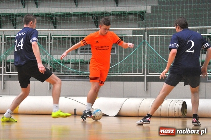 Zdjęcie w galerii na portalu naszraciborz.pl: Poniedziałkowe spotkania w HLPN wiadomości z regionu