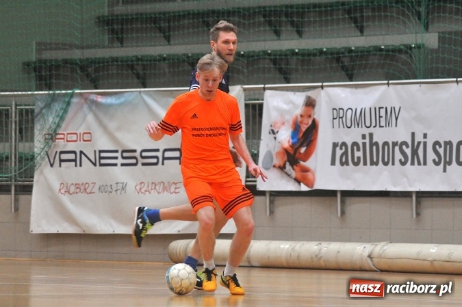 Zdjęcie w galerii na portalu naszraciborz.pl: Poniedziałkowe spotkania w HLPN wiadomości z regionu