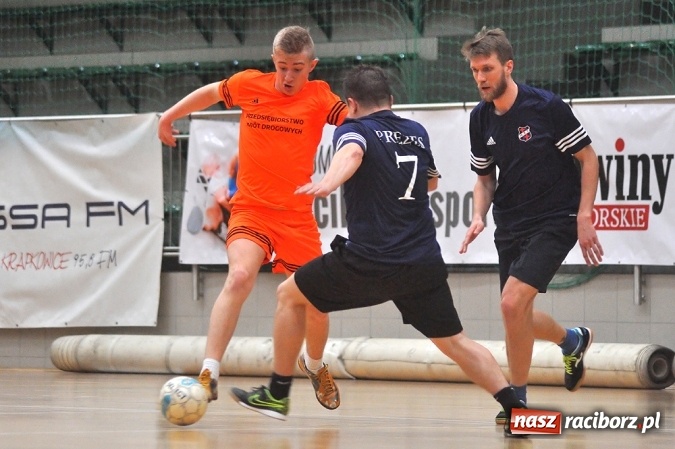 Zdjęcie w galerii na portalu naszraciborz.pl: Poniedziałkowe spotkania w HLPN wiadomości z regionu