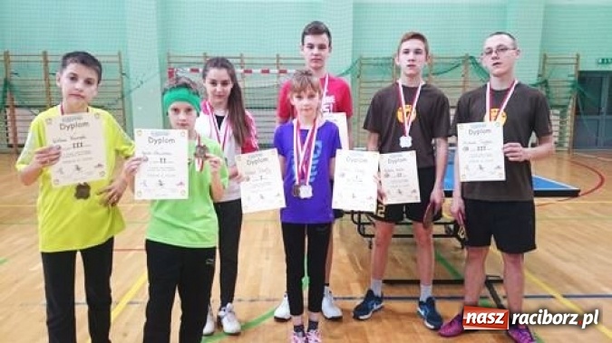 Zdjęcie w galerii na portalu naszraciborz.pl: Zima w Mieście - w Arenie Rafako odbył się turniej tenisa stołowego wiadomości z regionu