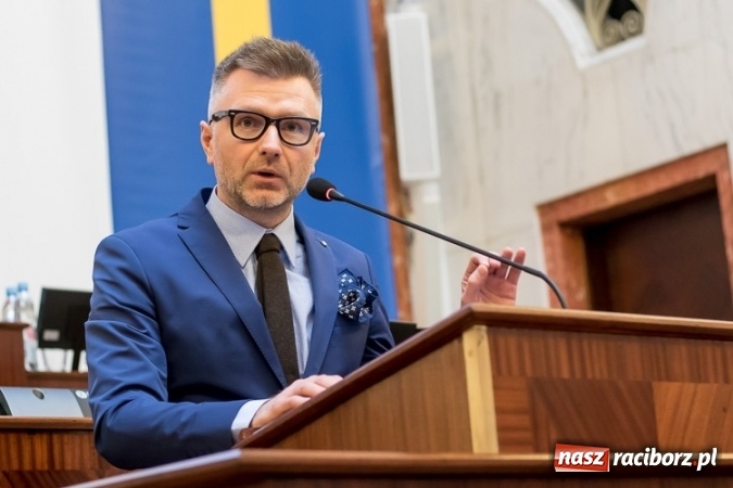 Zdjęcie w galerii na portalu naszraciborz.pl: Sejmik w Katowicach przeciwko podziałowi województwa śląskiego  wiadomości z regionu