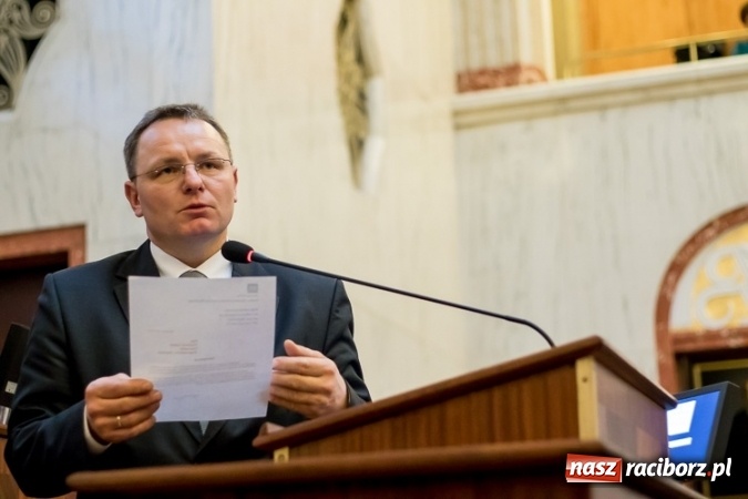 Zdjęcie w galerii na portalu naszraciborz.pl: Sejmik w Katowicach przeciwko podziałowi województwa śląskiego  wiadomości z regionu