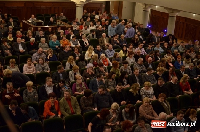 Zdjęcie w galerii na portalu naszraciborz.pl: Kraków w Raciborzu – Teatr Bagatela na deskach RCK  wiadomości z regionu