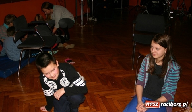 Zdjęcie w galerii na portalu naszraciborz.pl: Czy trudno być dziennikarzem? Inspirujące warsztaty w GCK!  wiadomości z regionu