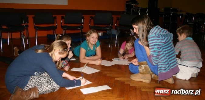 Zdjęcie w galerii na portalu naszraciborz.pl: Czy trudno być dziennikarzem? Inspirujące warsztaty w GCK!  wiadomości z regionu