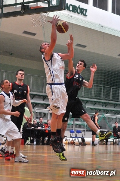 Zdjęcie w galerii na portalu naszraciborz.pl: Ofensywa musiała uznać wyższość GKS-u Tychy wiadomości z regionu