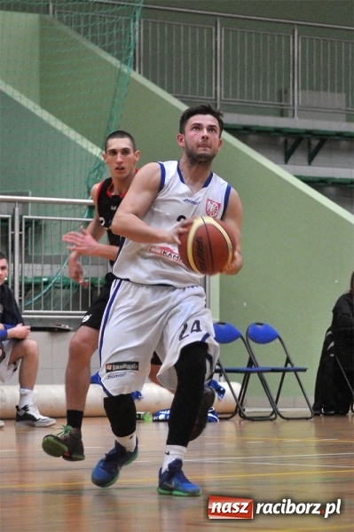 Zdjęcie w galerii na portalu naszraciborz.pl: Ofensywa musiała uznać wyższość GKS-u Tychy wiadomości z regionu